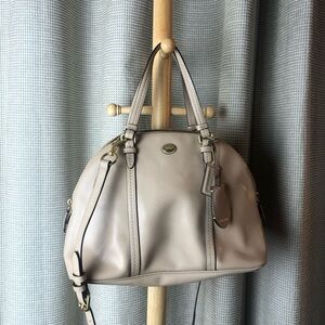 Elegant Beige Coach Shoulder Bag